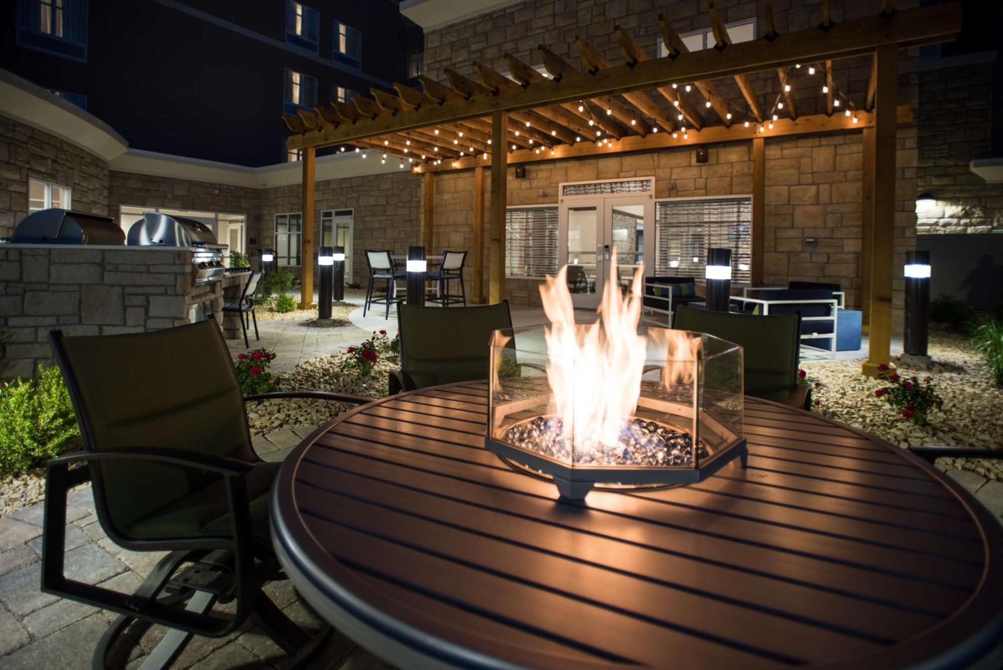 Hilton Garden Inn Atlanta Airport North College Park Eksteriør bilde